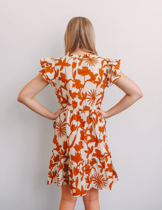 Toffee printed dress with pockets and ruffled sleeves

fits TTS

Model wearing size small